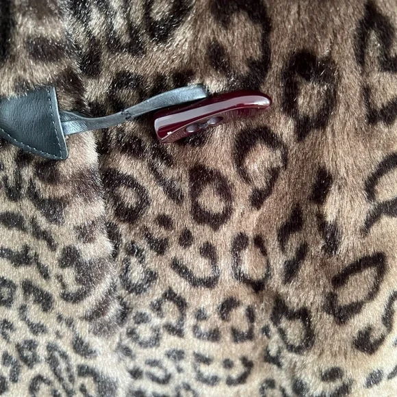 Vintage faux leopard full length coat - Picture 5 of 9